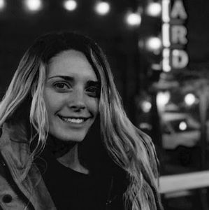 Meet your Posher, Alexis